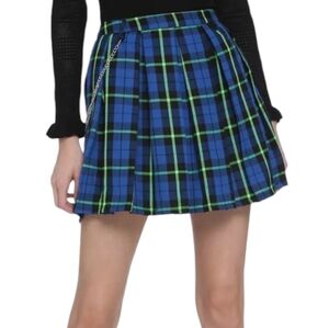 Hot Topic Women's Blue Green Plaid Pleated Skirt Medium‎